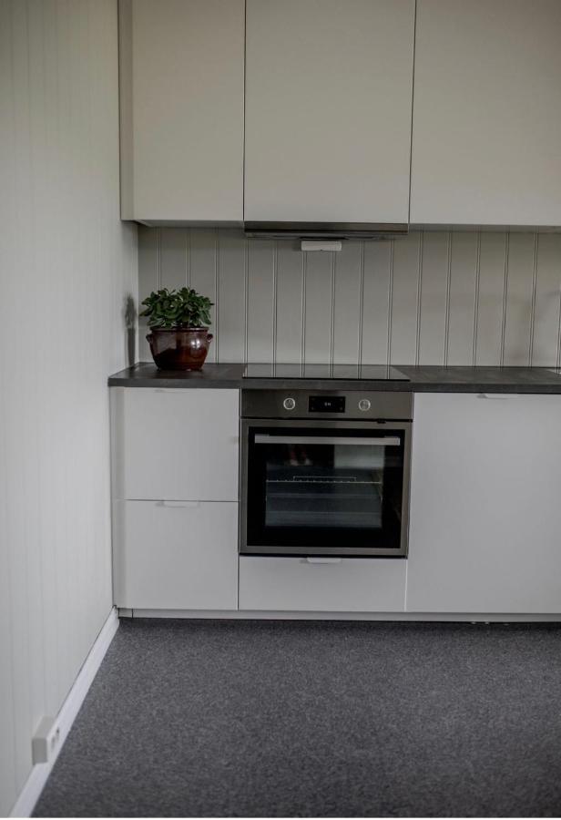 Jasund Sunview Apartment Lyngdal Exterior photo